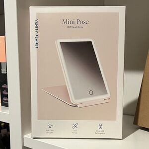 Portable LED Makeup Mirror - Pink